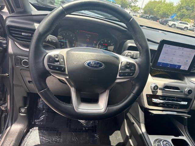 Certified 2023 Ford Explorer XLT RWD image 12