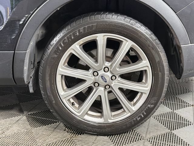 Certified 2017 Ford Explorer Limited FWD image 18