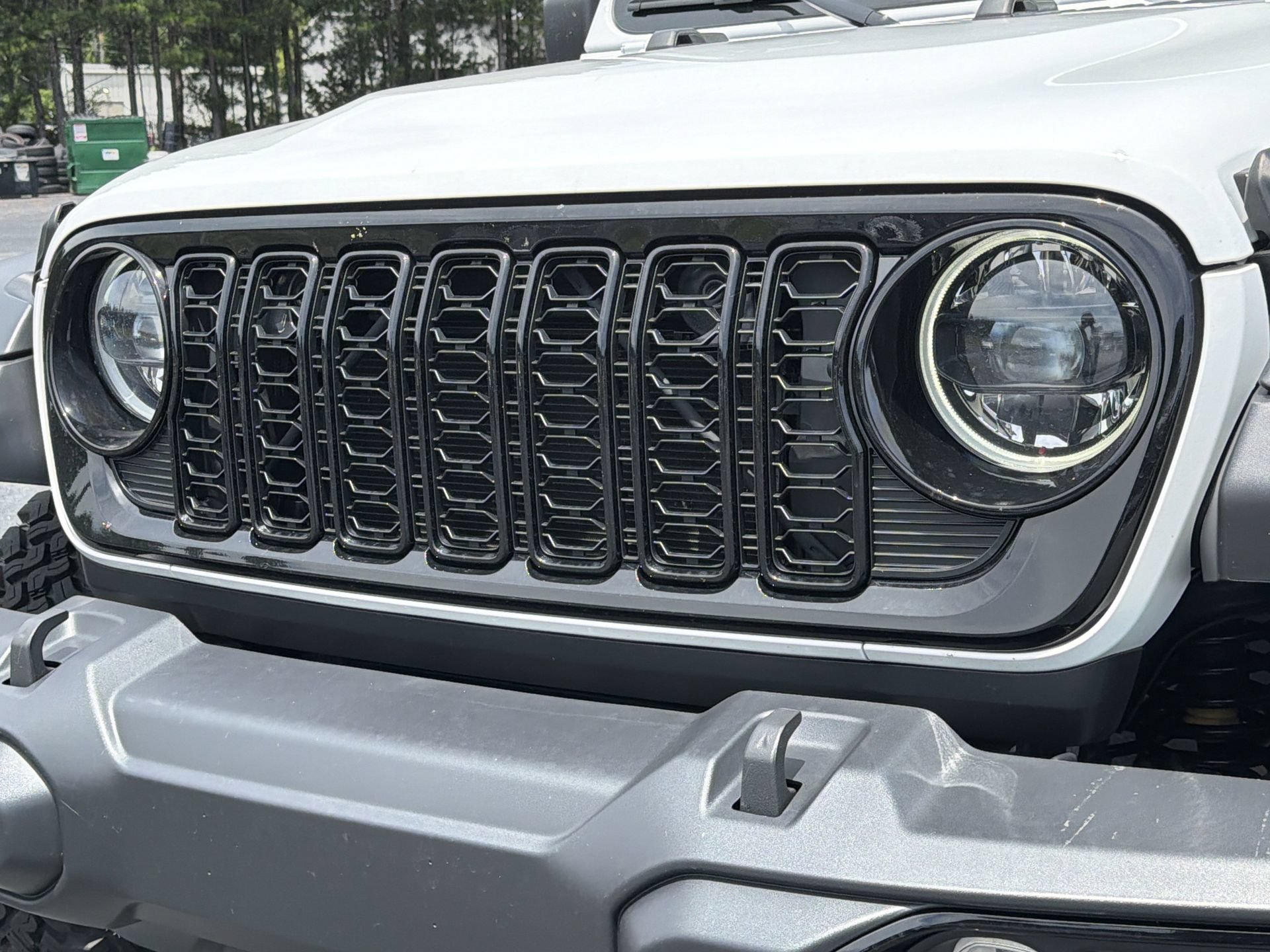 Used 2025 Jeep Wrangler Unlimited Sport AWD/4WD image 6