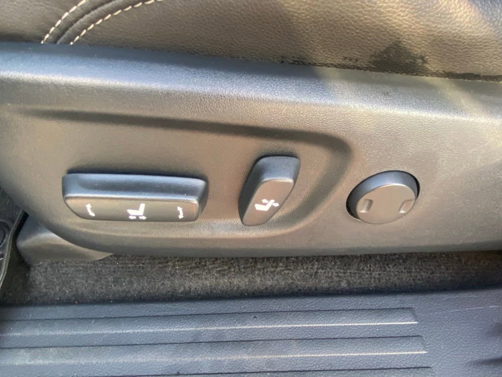 Used 2022 Toyota 4Runner SR5 Premium w/ Moonroof Package image 10