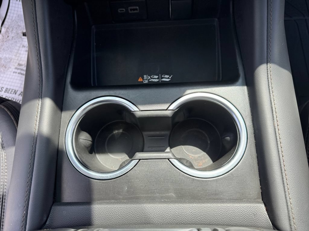 Used 2023 Chevrolet Tahoe High Country AWD/4WD image 23