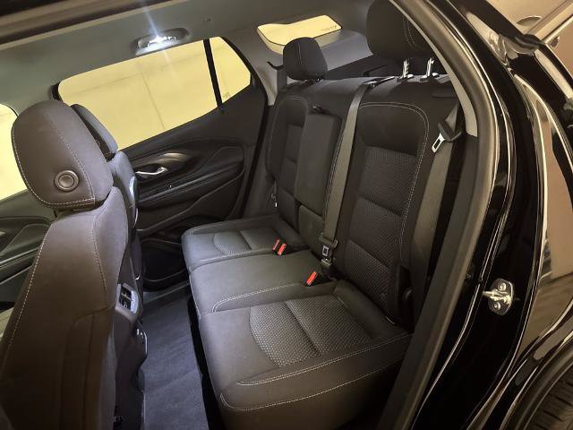 Used 2024 GMC Terrain SLE FWD image 31