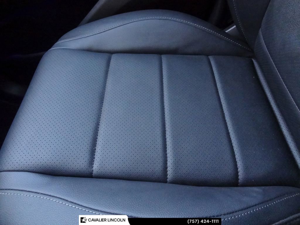 Used 2024 Mercedes-Benz GLS 450 4MATIC image 52