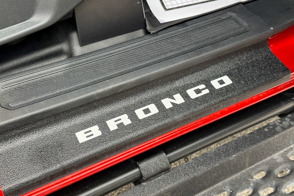 Certified 2024 Ford Bronco Black Diamond w/ Sasquatch Package image 20