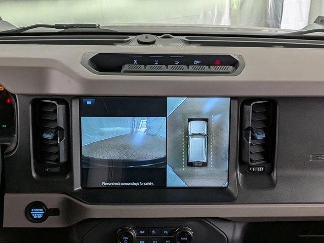 Certified 2024 Ford Bronco Wildtrak AWD/4WD image 33