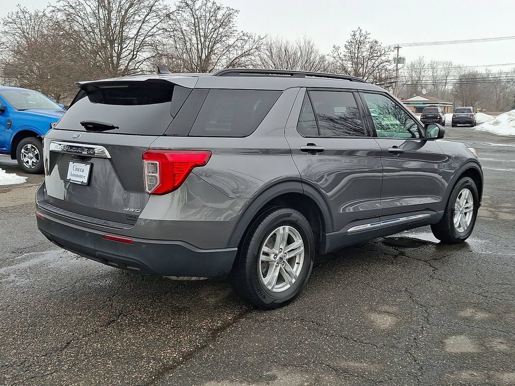 Certified 2022 Ford Explorer XLT AWD/4WD image 9
