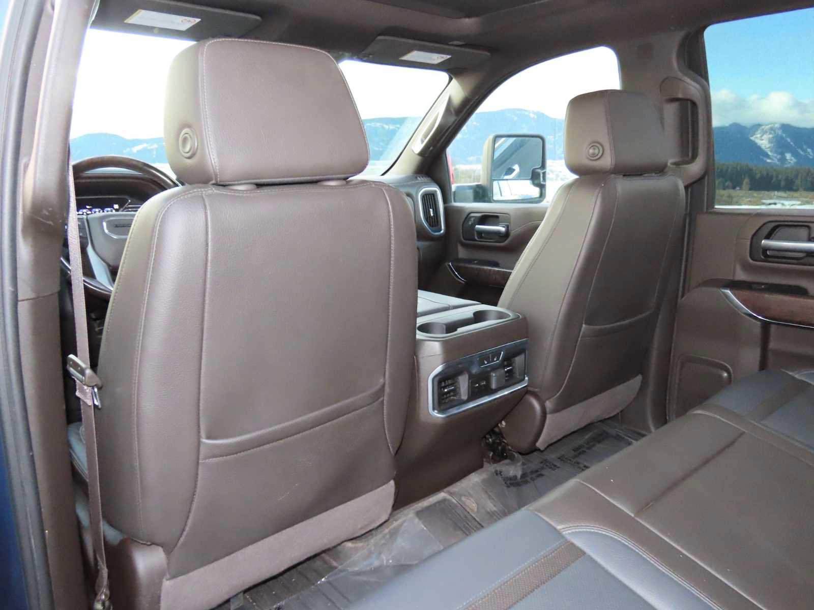 Used 2022 GMC Sierra 3500 Denali w/ Denali Ultimate Package image 19
