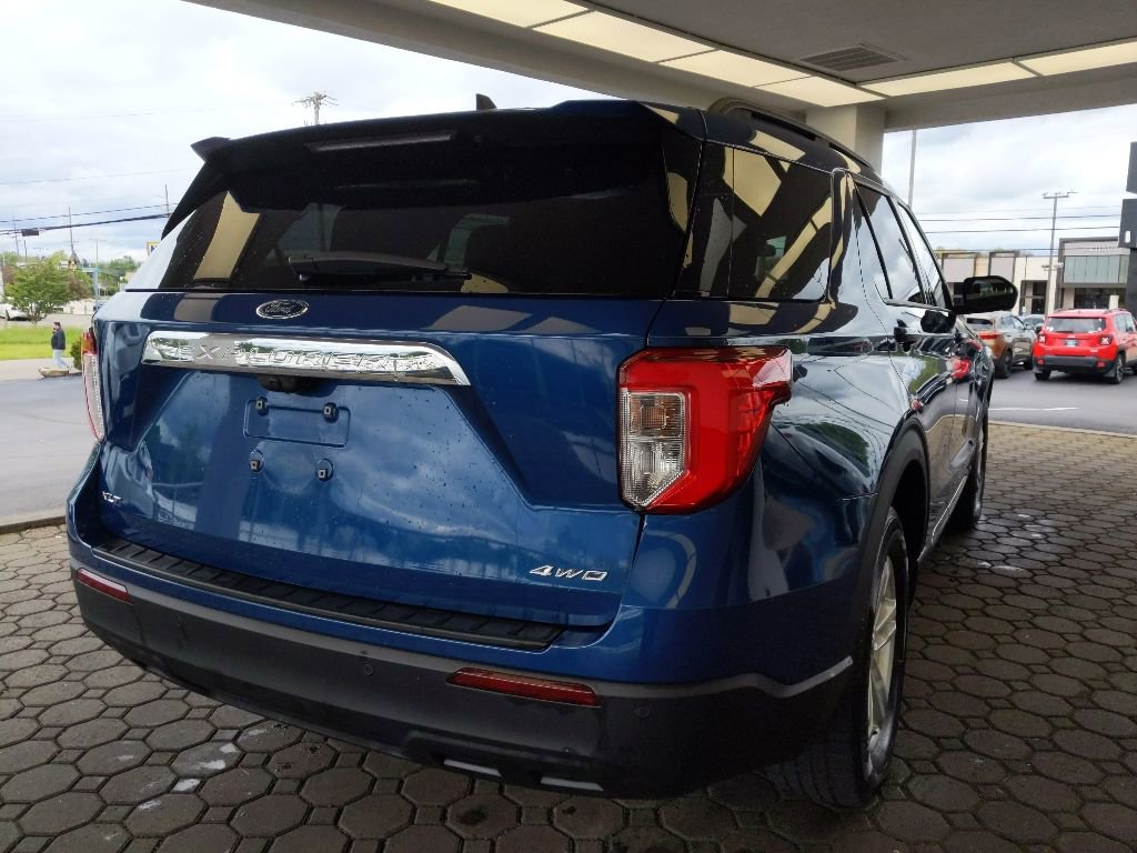 Certified 2023 Ford Explorer XLT AWD/4WD image 6