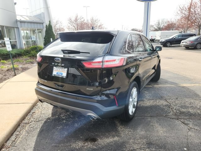 Certified 2022 Ford Edge Titanium AWD/4WD image 7