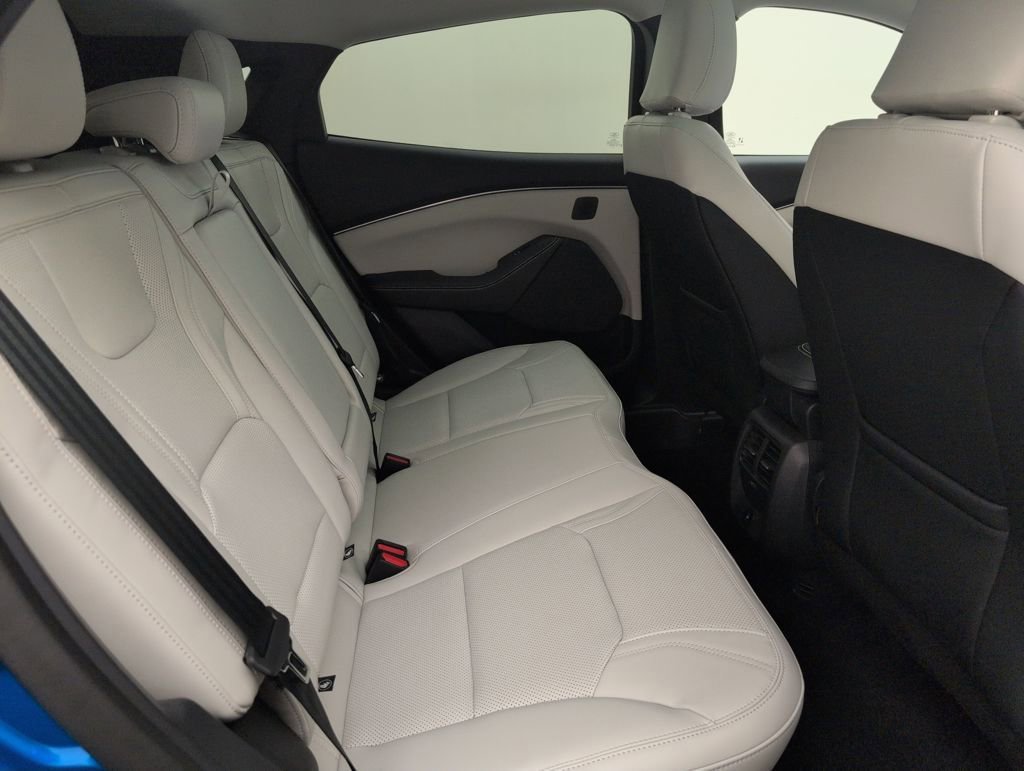 Certified 2025 Ford Mustang Mach-E Premium image 20