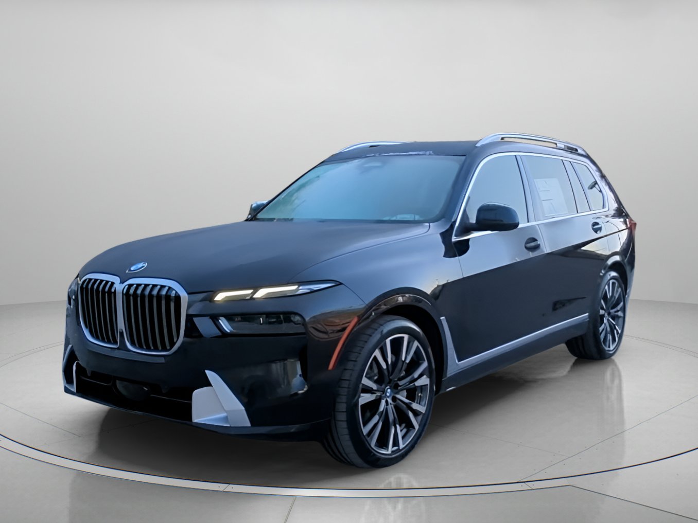 Used 2025 BMW X7 xDrive40i w/ Premium Package AWD/4WD image 12