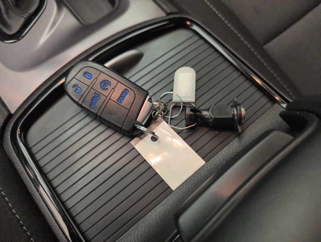 Used 2022 Dodge Charger SXT w/ Blacktop Package image 47