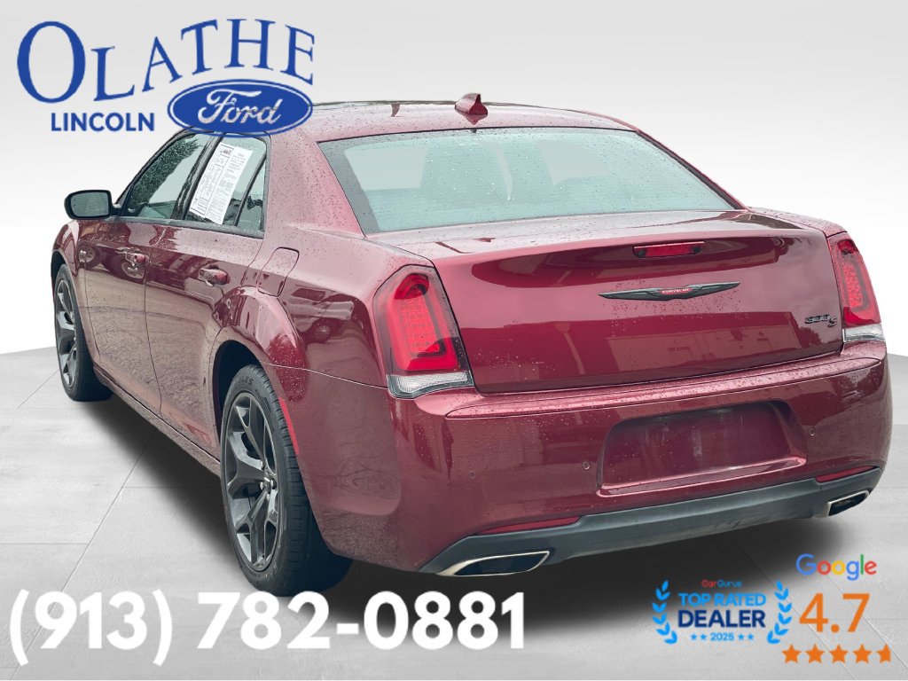 Used 2023 Chrysler 300 S RWD image 3