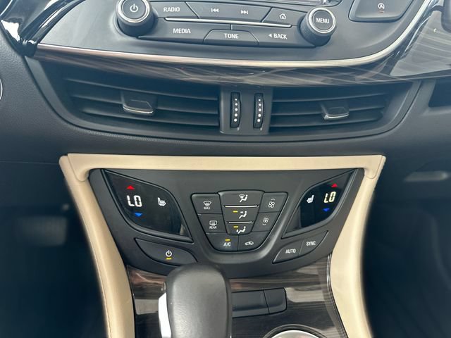 Used 2020 Buick Envision Preferred w/ LPO, Roadside Safety Package FWD image 19