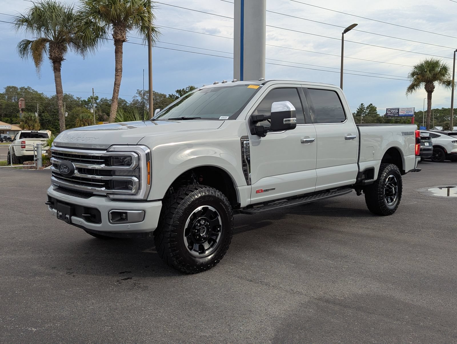 Certified 2026 Ford F250 Platinum w/ Platinum Plus Package AWD/4WD image 10