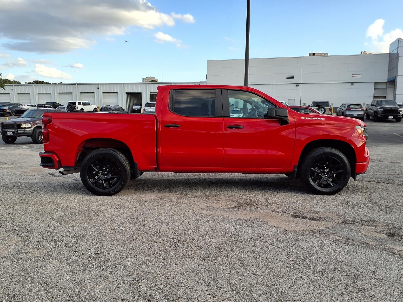 Used 2024 Chevrolet Silverado 1500 Custom RWD image 5