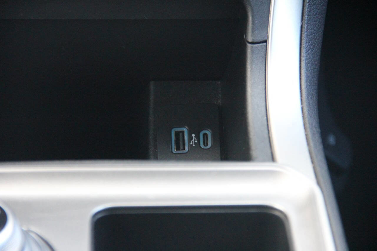 Certified 2023 Ford Edge SEL image 23