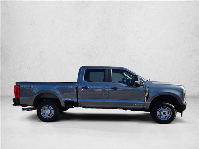 Certified 2025 Ford F250 XL AWD/4WD image 4