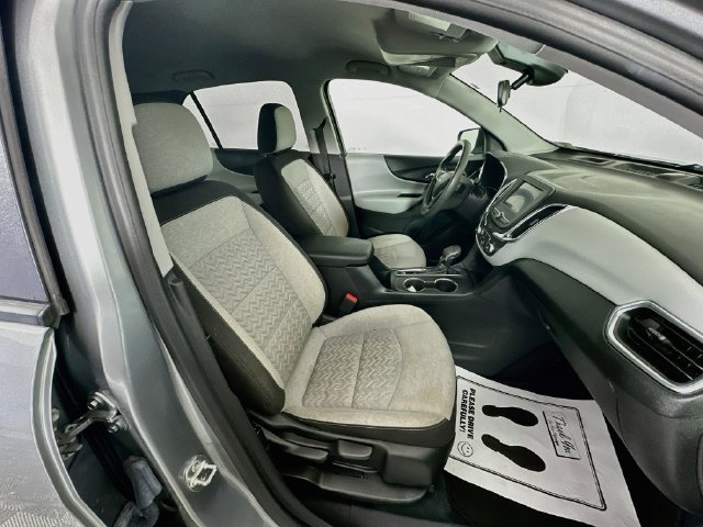 Used 2024 Chevrolet Equinox LS w/ LS Convenience Package FWD image 30