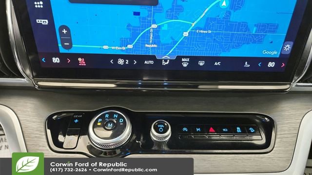 Certified 2025 Ford Expedition Max Platinum image 22