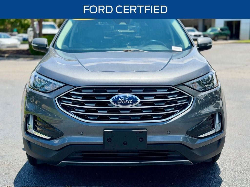 Certified 2024 Ford Edge Titanium AWD/4WD image 3