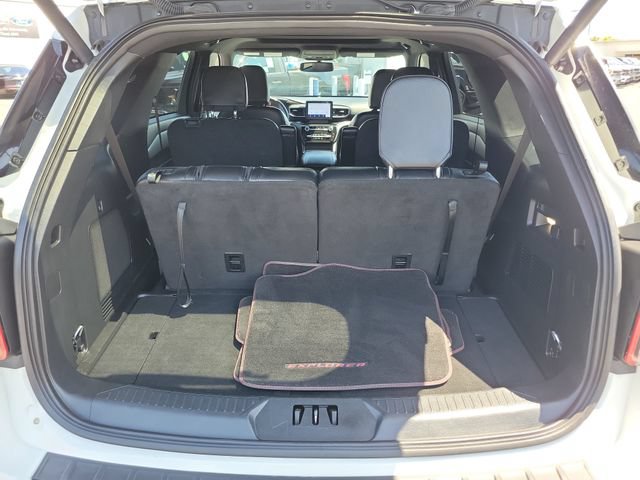 Certified 2023 Ford Explorer ST-Line w/ Class IV Trailer Tow Package RWD image 7