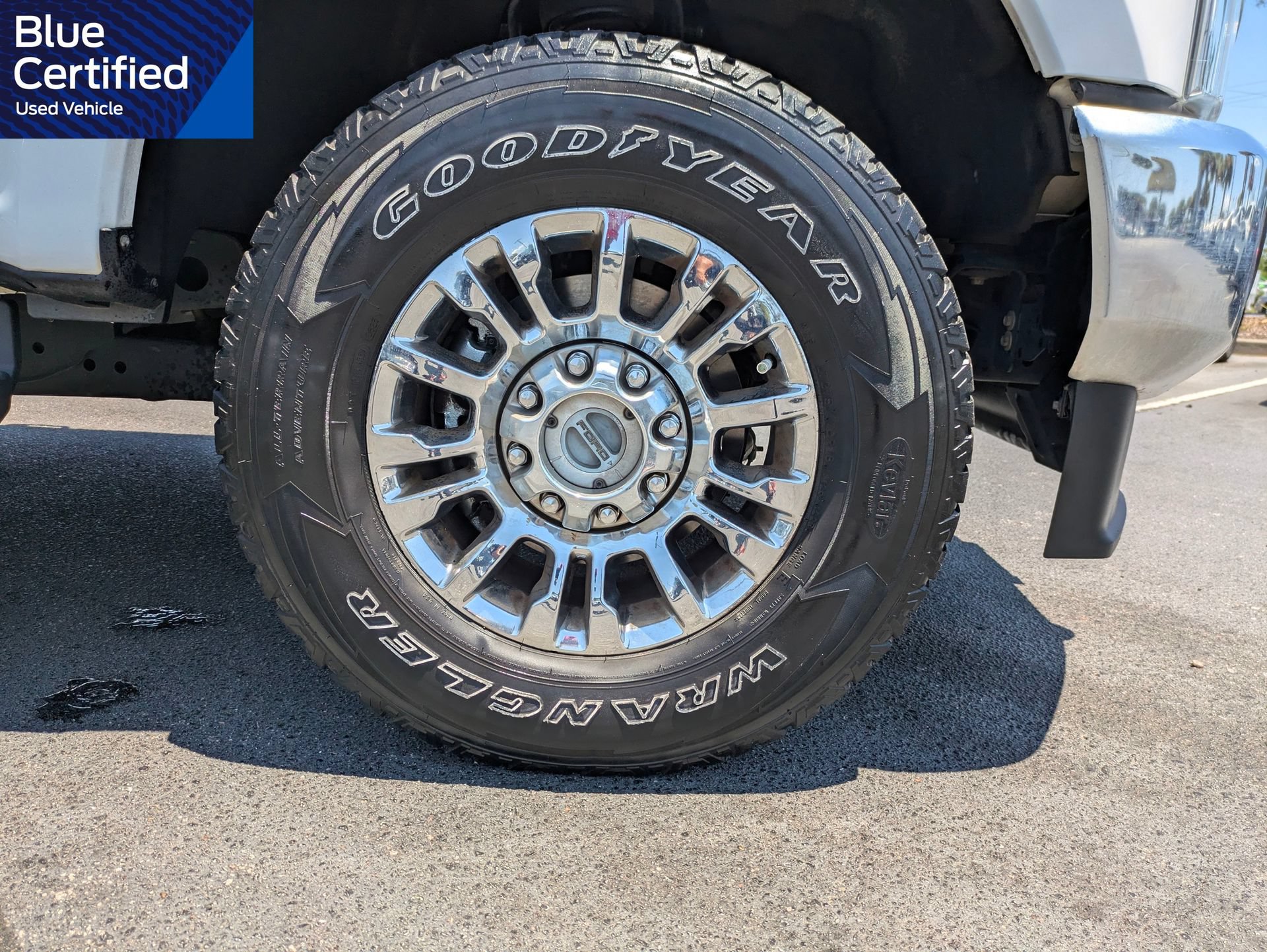 Certified 2020 Ford F250 XLT w/ XLT Premium Package AWD/4WD image 12