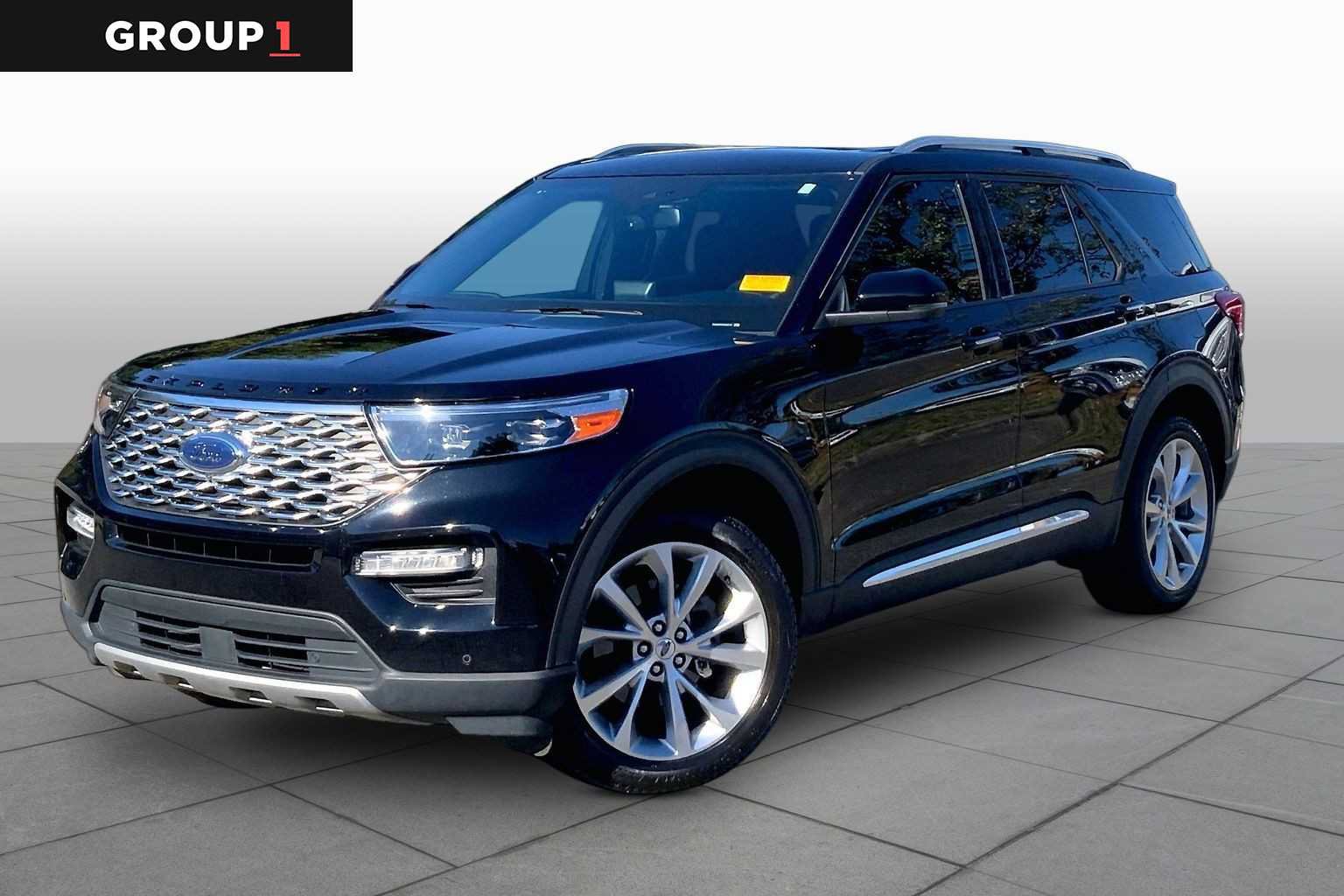 Certified 2023 Ford Explorer Platinum w/ Technology Package AWD/4WD image 1