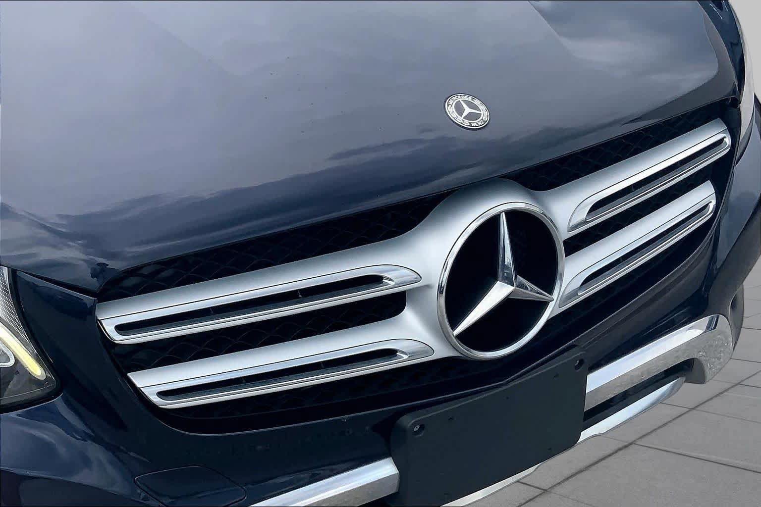 Used 2019 Mercedes-Benz GLC 300 4MATIC image 29