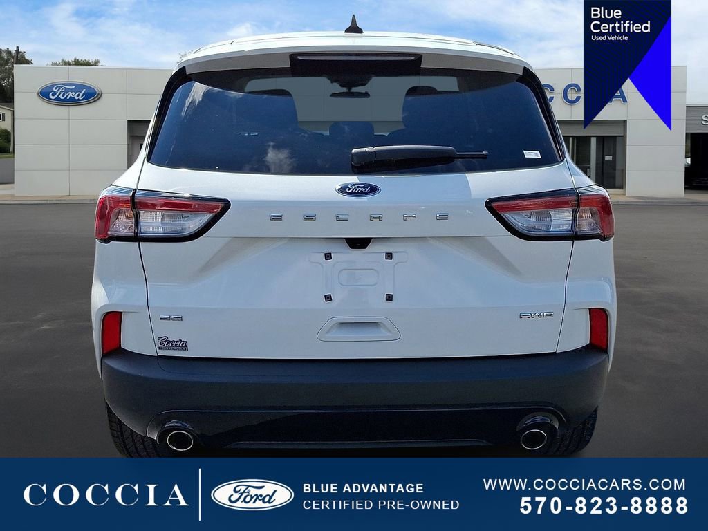 Certified 2022 Ford Escape SE w/ SE Sport Appearance Package image 4