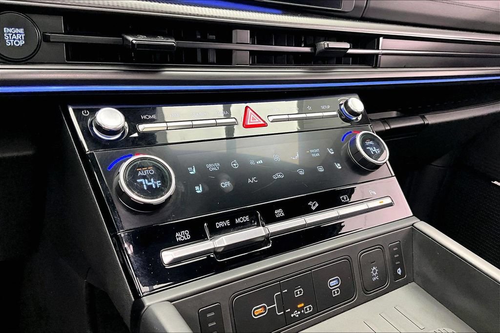 Used 2025 Hyundai Santa Fe Calligraphy AWD/4WD image 32
