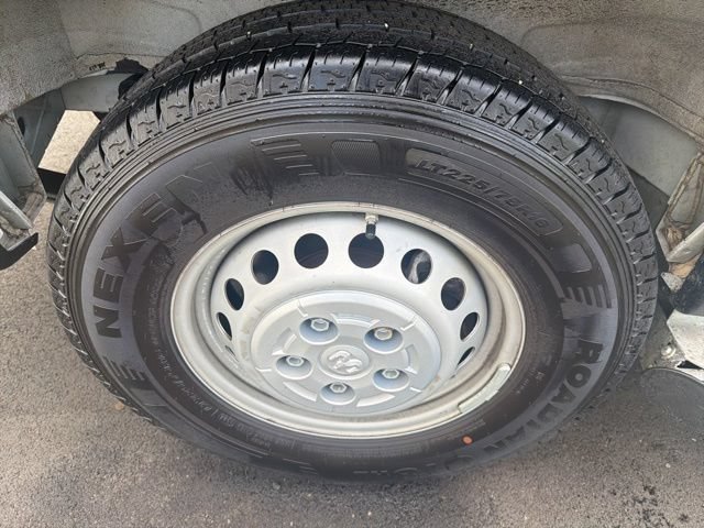 Used 2025 RAM ProMaster 2500 w/ U-Haul Equipment Group FWD image 24