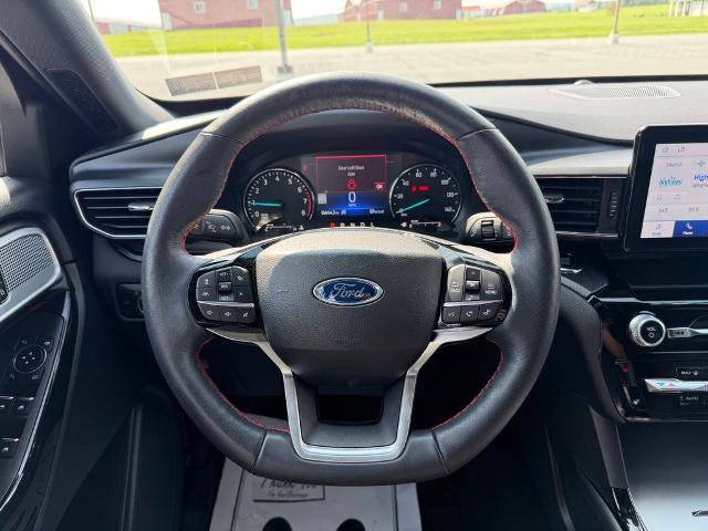Certified 2024 Ford Explorer ST-Line w/ Class IV Trailer Tow Package AWD/4WD image 16