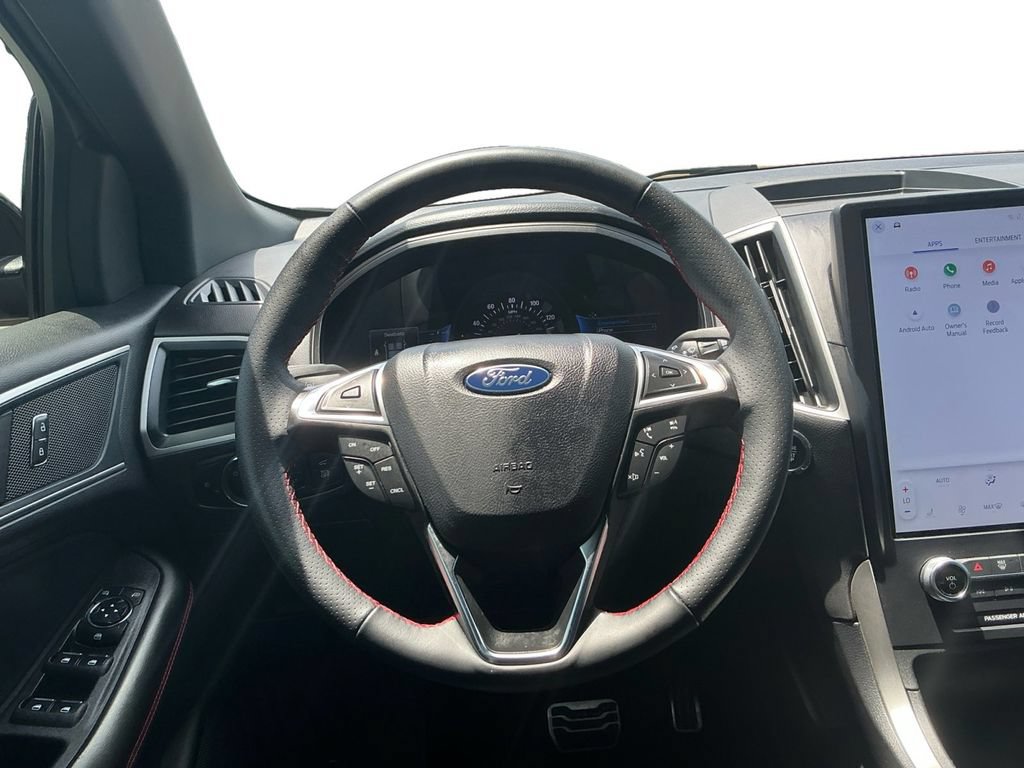 Certified 2024 Ford Edge ST-Line AWD/4WD image 18