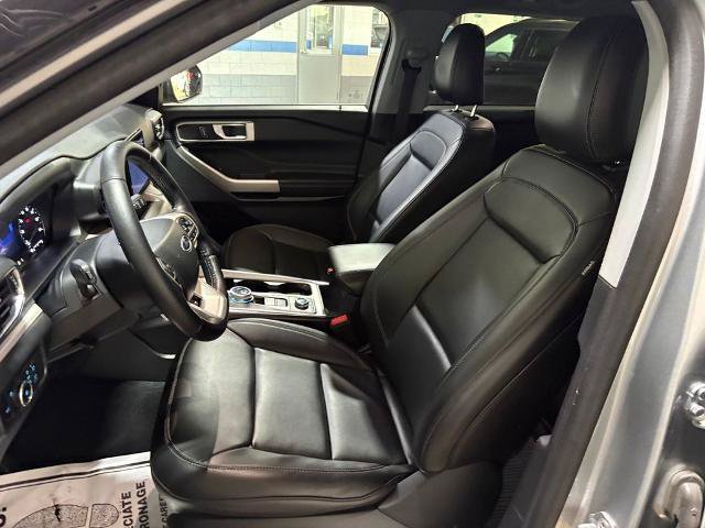 Certified 2023 Ford Explorer XLT w/ Equipment Group 202A AWD/4WD image 10