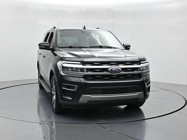 Certified 2024 Ford Expedition Limited RWD image 4
