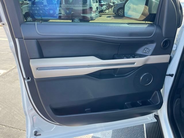 Certified 2022 Ford Expedition XLT RWD image 13