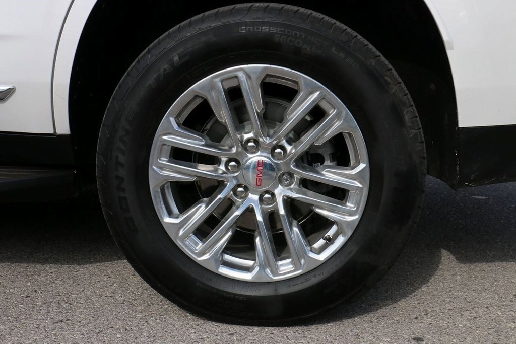 Used 2024 GMC Yukon SLT image 8