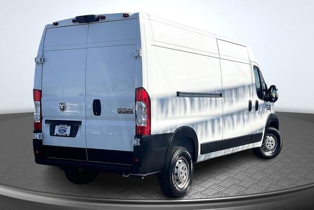 Used 2022 RAM ProMaster 2500 image 4
