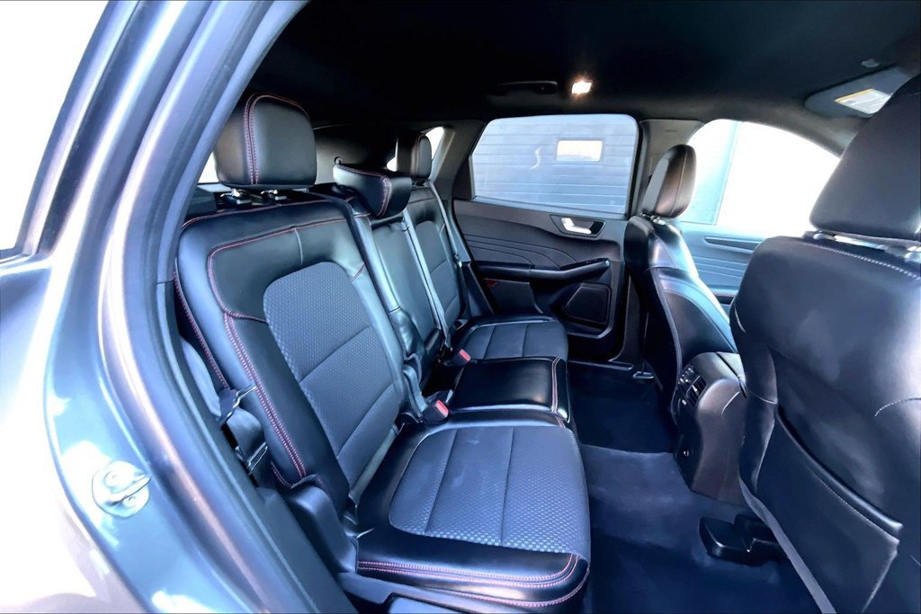 Certified 2023 Ford Escape ST-Line w/ Tech Pack #1 AWD/4WD image 25