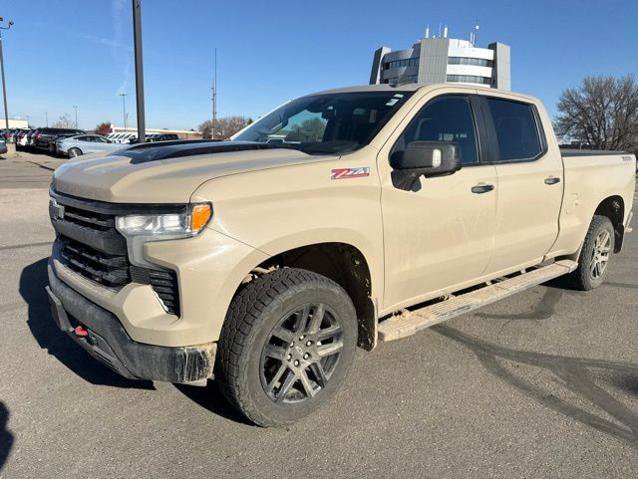 Used 2022 Chevrolet Silverado 1500 LT Trail Boss w/ LT Trail Boss Premium Package AWD/4WD image 6