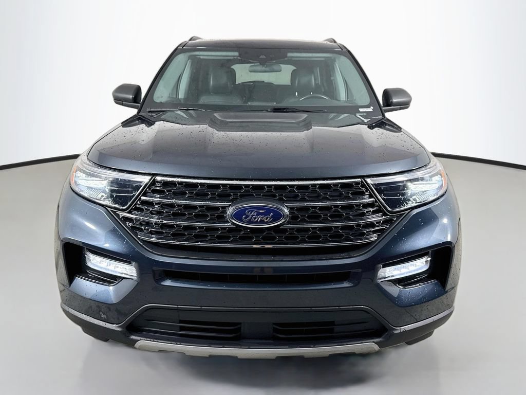 Certified 2023 Ford Explorer XLT w/ Equipment Group 202A AWD/4WD image 7