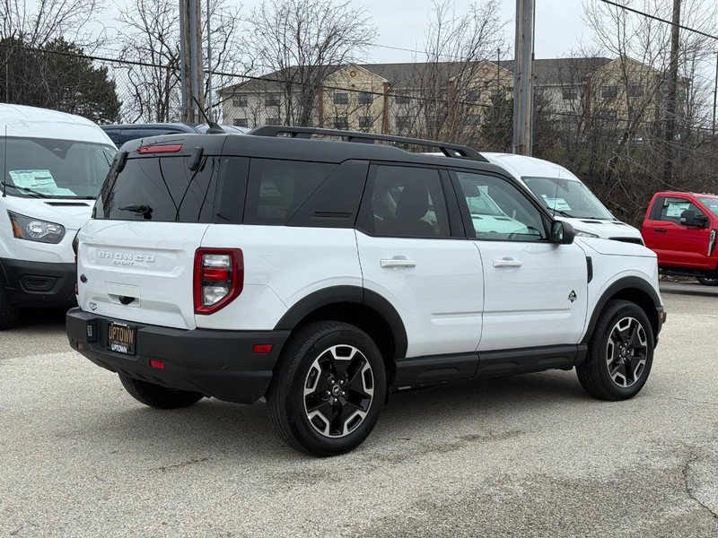 Certified 2024 Ford Bronco Sport Outer Banks AWD/4WD image 3
