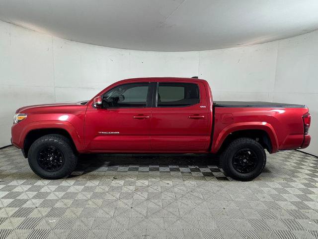 Used 2022 Toyota Tacoma SR5 w/ Technology Package RWD image 7