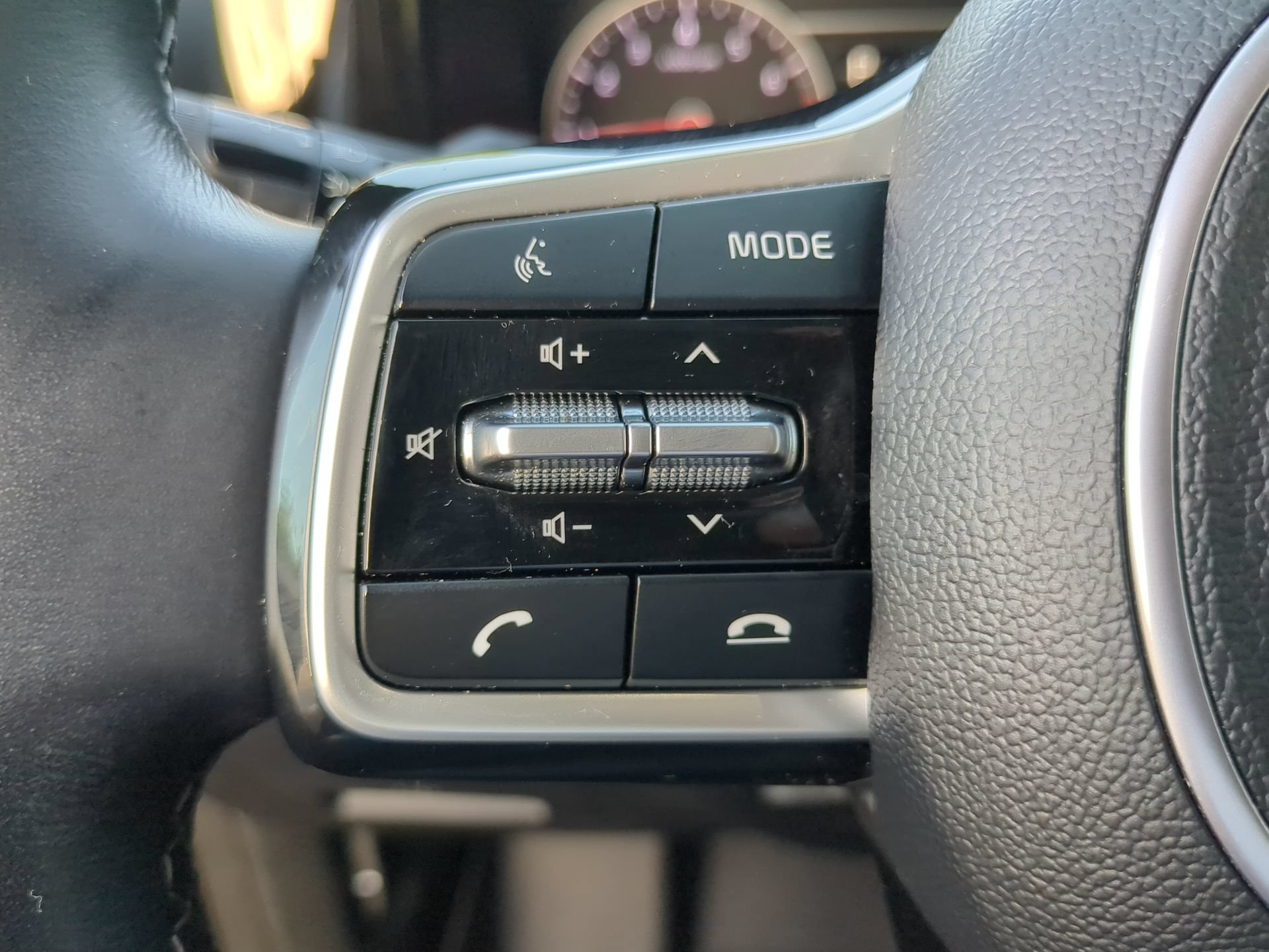 Used 2022 Kia Sorento EX w/ Panoramic Sunroof Package FWD image 66