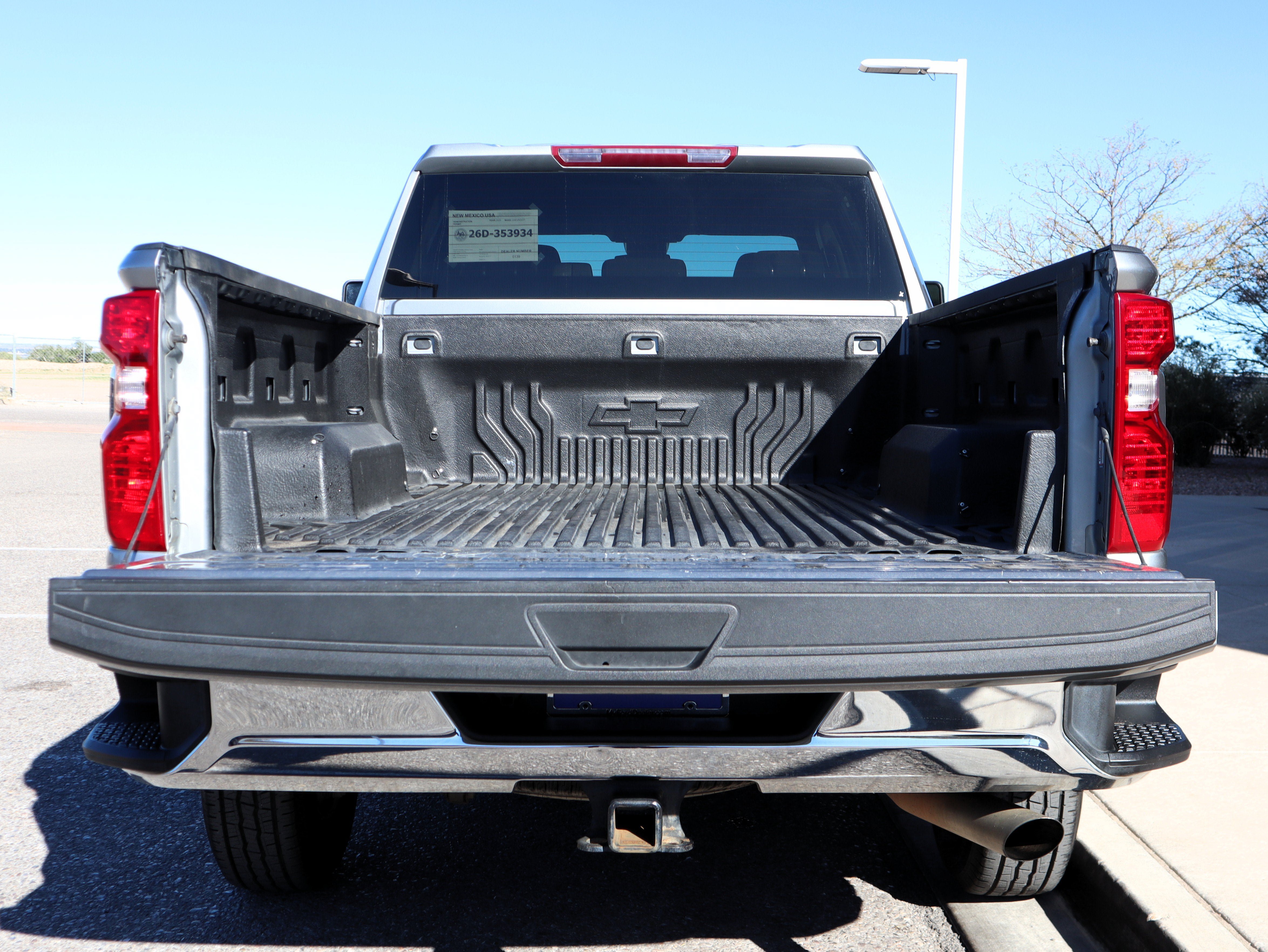 Used 2025 Chevrolet Silverado 2500 LT w/ Convenience Package AWD/4WD image 20