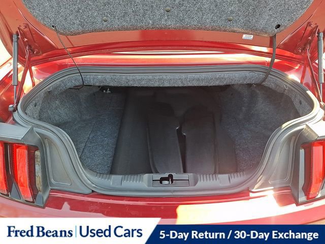 Certified 2019 Ford Mustang Convertible w/ Equipment Group 101A image 31