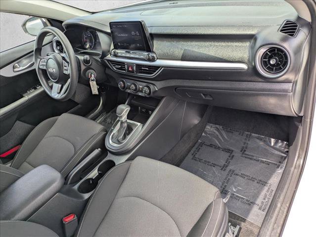Used 2024 Kia Forte LXS w/ LXS Technology Package FWD image 20