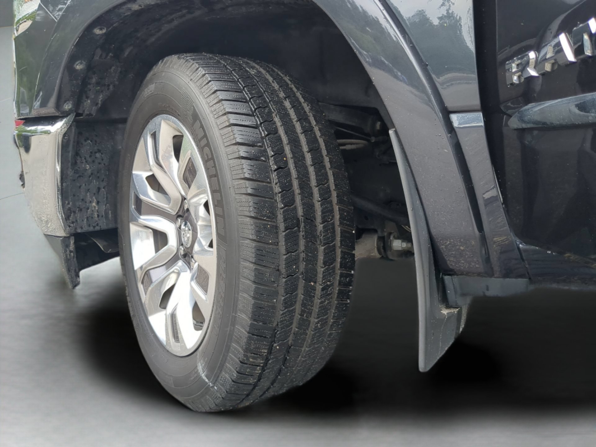 Used 2019 RAM 1500 Limited RWD image 72