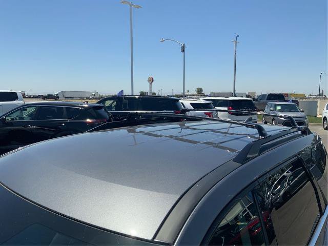 Used 2025 Nissan Pathfinder SV FWD image 11